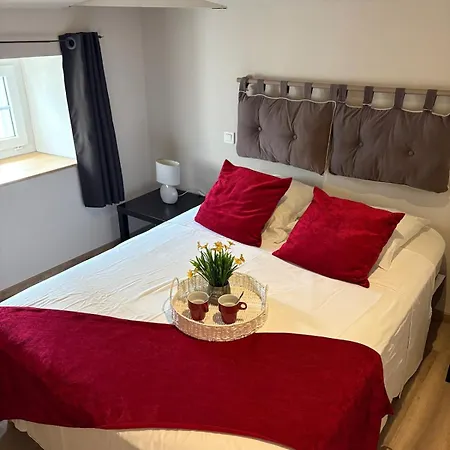 Apartment Les Glaneuses Le Grand 8 Centre-bourg 3 Min Du Puy Dufou *