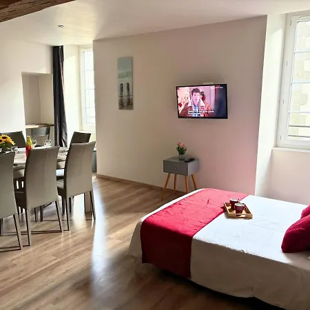 Les Glaneuses Le Grand 8 Centre-bourg 3 Min Du Puy Dufou Apartment *