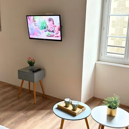 Les Glaneuses Le Grand 8 Centre-bourg 3 Min Du Puy Dufou Apartment