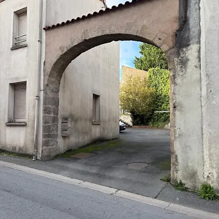 Apartment Les Glaneuses Le Grand 8 Centre-bourg 3 Min Du Puy Dufou *