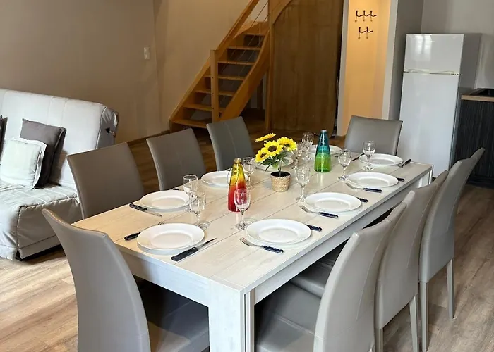 Les Glaneuses Le Grand 8 Centre-bourg 3 Min Du Puy Dufou