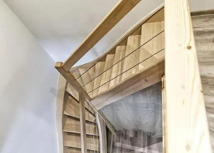 Les Glaneuses Le Grand 8 Centre-bourg 3 Min Du Puy Dufou * Les Épesses